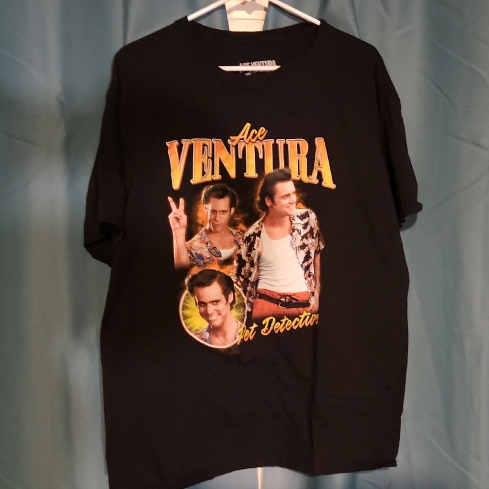 Black Ace Ventura Graphic T-Shirt